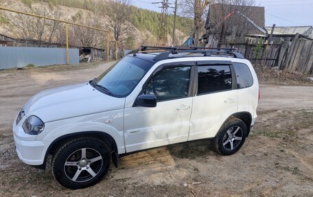 Chevrolet Niva I рестайлинг, 2016 год, 750 000 рублей, 2 фотография