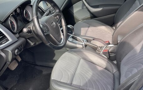 Opel Astra J, 2013 год, 1 050 000 рублей, 10 фотография