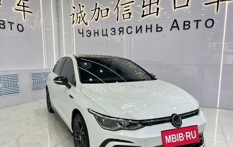 Volkswagen Golf VIII, 2022 год, 1 900 000 рублей, 3 фотография