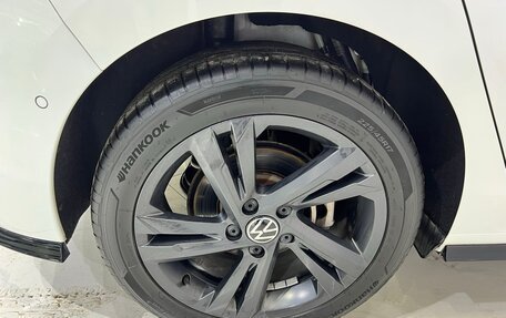 Volkswagen Golf VIII, 2022 год, 1 900 000 рублей, 19 фотография
