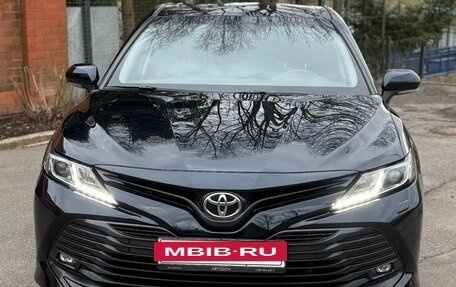 Toyota Camry, 2020 год, 3 150 000 рублей, 7 фотография