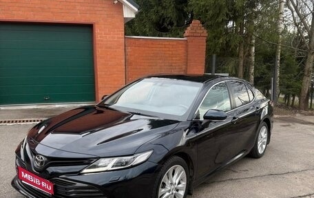 Toyota Camry, 2020 год, 3 150 000 рублей, 1 фотография