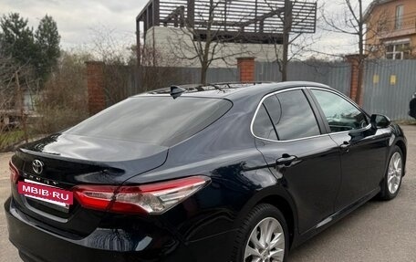 Toyota Camry, 2020 год, 3 150 000 рублей, 4 фотография