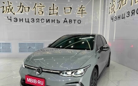 Volkswagen Golf VIII, 2022 год, 2 188 000 рублей, 1 фотография