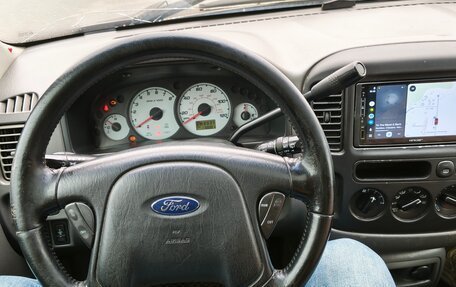 Ford Escape II, 2002 год, 420 000 рублей, 24 фотография