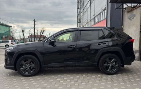 Toyota RAV4, 2022 год, 3 600 000 рублей, 4 фотография