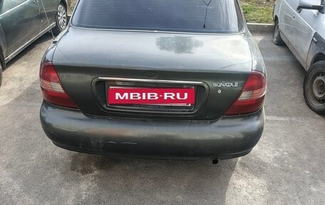 Hyundai Sonata III рестайлинг, 1998 год, 100 000 рублей, 5 фотография