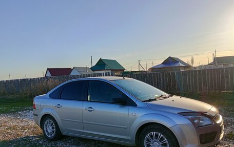 Ford Focus II рестайлинг, 2005 год, 400 000 рублей, 3 фотография