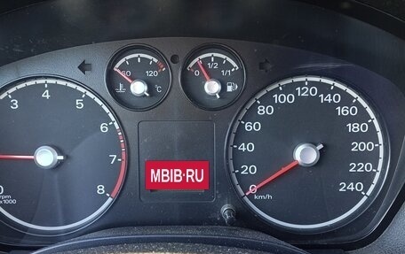 Ford Focus II рестайлинг, 2005 год, 400 000 рублей, 7 фотография