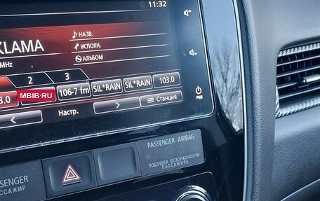 Mitsubishi Outlander III рестайлинг 3, 2018 год, 2 110 000 рублей, 16 фотография