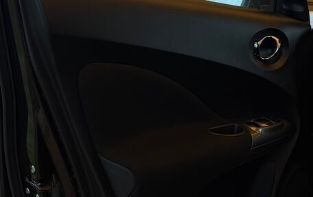 Nissan Juke II, 2014 год, 14 фотография