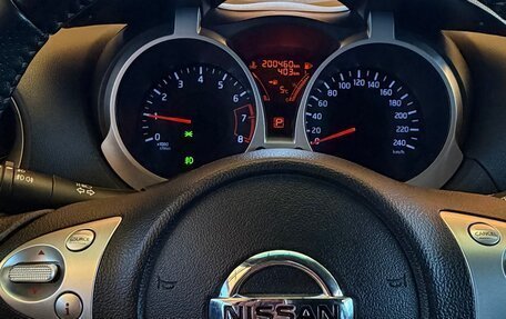 Nissan Juke II, 2014 год, 18 фотография