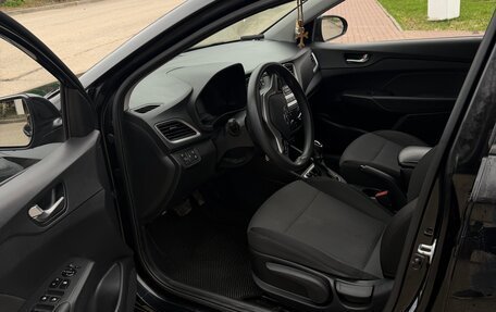 Hyundai Solaris II рестайлинг, 2018 год, 1 340 000 рублей, 6 фотография