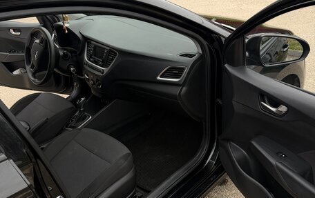 Hyundai Solaris II рестайлинг, 2018 год, 1 340 000 рублей, 8 фотография