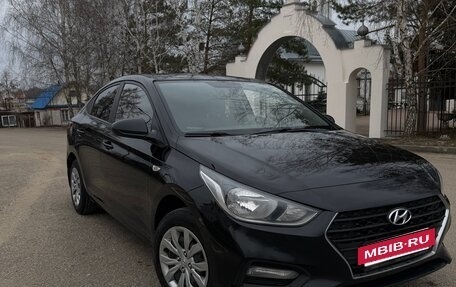 Hyundai Solaris II рестайлинг, 2018 год, 1 340 000 рублей, 2 фотография