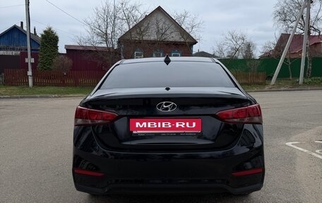 Hyundai Solaris II рестайлинг, 2018 год, 1 340 000 рублей, 4 фотография