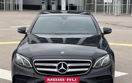 Mercedes-Benz E-Класс, 2018 год, 2 980 000 рублей, 3 фотография