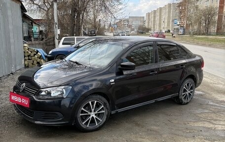 Volkswagen Polo VI (EU Market), 2013 год, 790 000 рублей, 2 фотография
