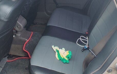 Audi A4, 1999 год, 300 000 рублей, 4 фотография