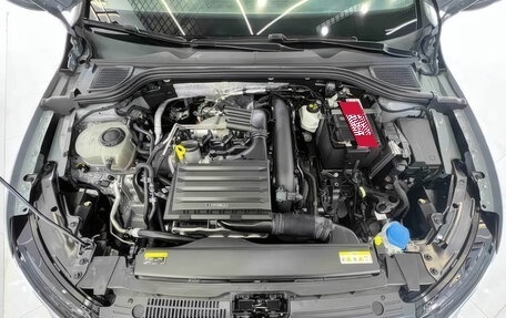 Volkswagen Golf VIII, 2022 год, 2 188 000 рублей, 17 фотография