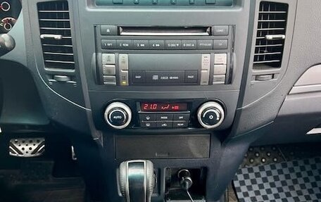 Mitsubishi Pajero IV, 2012 год, 2 300 000 рублей, 8 фотография