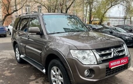 Mitsubishi Pajero IV, 2012 год, 2 300 000 рублей, 2 фотография