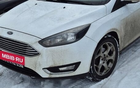 Ford Focus III, 2017 год, 800 000 рублей, 2 фотография
