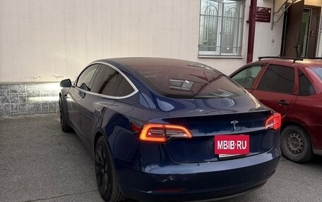 Tesla Model 3 I, 2018 год, 2 600 000 рублей, 2 фотография