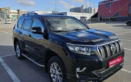 Toyota Land Cruiser Prado 150 рестайлинг 2, 2019 год, 6 700 000 рублей, 1 фотография
