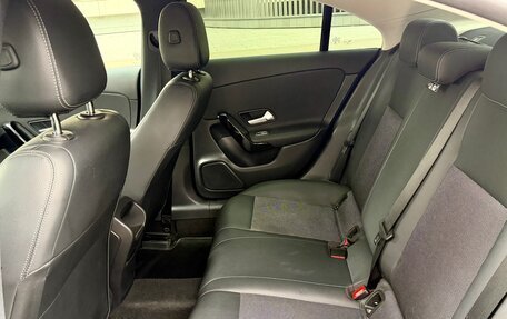 Mercedes-Benz CLA, 2020 год, 2 950 000 рублей, 15 фотография