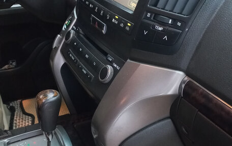 Toyota Land Cruiser 200, 2008 год, 2 770 000 рублей, 14 фотография