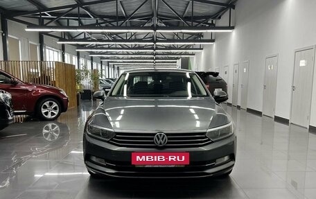 Volkswagen Passat B8 рестайлинг, 2015 год, 1 645 000 рублей, 3 фотография