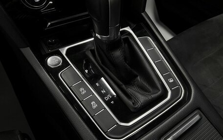 Volkswagen Passat B8 рестайлинг, 2015 год, 1 645 000 рублей, 21 фотография