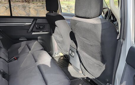 Mitsubishi Pajero IV, 2012 год, 2 200 000 рублей, 12 фотография