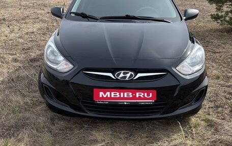 Hyundai Solaris II рестайлинг, 2014 год, 695 000 рублей, 5 фотография