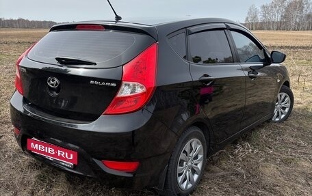 Hyundai Solaris II рестайлинг, 2014 год, 695 000 рублей, 2 фотография