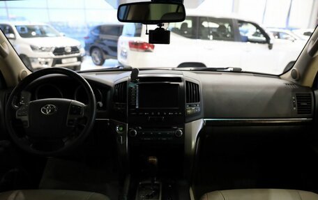 Toyota Land Cruiser 200, 2008 год, 2 850 000 рублей, 15 фотография