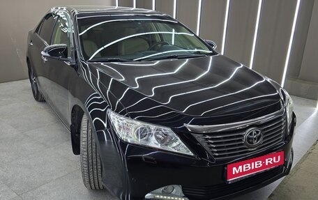 Toyota Camry, 2014 год, 2 100 000 рублей, 1 фотография