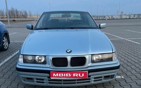 BMW 3 серия, 1991 год, 455 000 рублей, 1 фотография