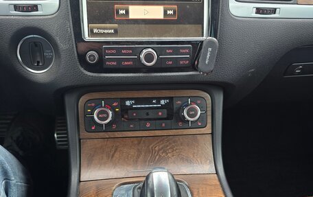 Volkswagen Touareg III, 2011 год, 1 200 000 рублей, 6 фотография