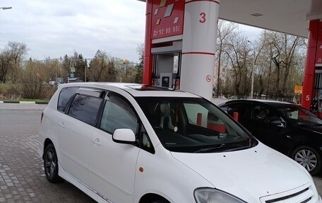 Toyota Ipsum II, 2002 год, 550 000 рублей, 1 фотография