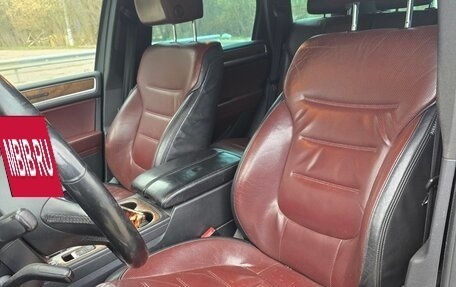 Volkswagen Touareg III, 2011 год, 1 200 000 рублей, 10 фотография