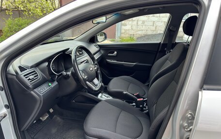 KIA Rio III рестайлинг, 2014 год, 920 000 рублей, 10 фотография