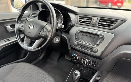 KIA Rio III рестайлинг, 2014 год, 920 000 рублей, 22 фотография