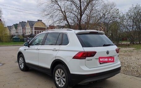 Volkswagen Tiguan II, 2017 год, 2 480 000 рублей, 2 фотография