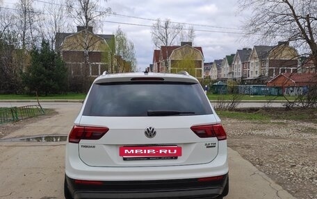 Volkswagen Tiguan II, 2017 год, 2 480 000 рублей, 3 фотография