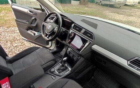 Volkswagen Tiguan II, 2017 год, 2 480 000 рублей, 14 фотография