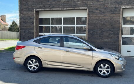 Hyundai Solaris II рестайлинг, 2012 год, 830 000 рублей, 8 фотография