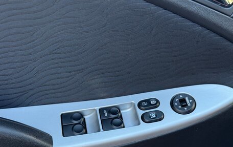 Hyundai Solaris II рестайлинг, 2012 год, 830 000 рублей, 23 фотография