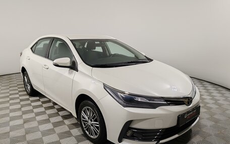 Toyota Corolla, 2018 год, 1 675 000 рублей, 3 фотография